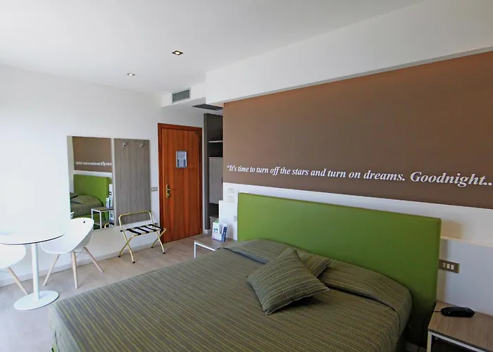 Szálloda Ideal 4*