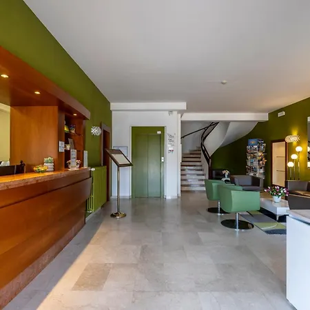 Hotel Ideal