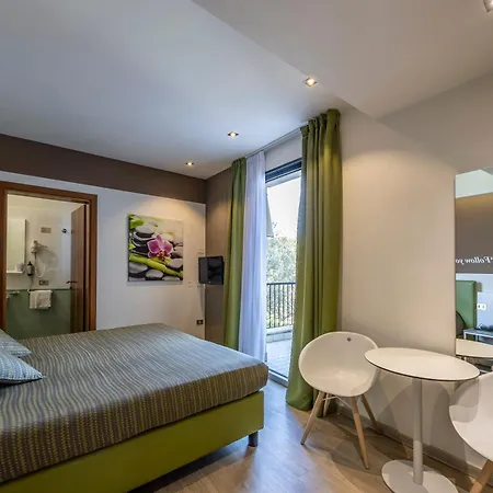 Ideal Hotel 4*
