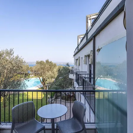 Ideal Hotel